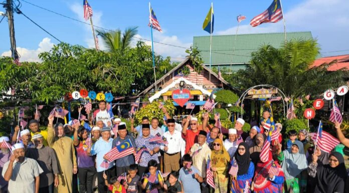 Semarak Merdeka kukuhkan ukhuwah warga Santan