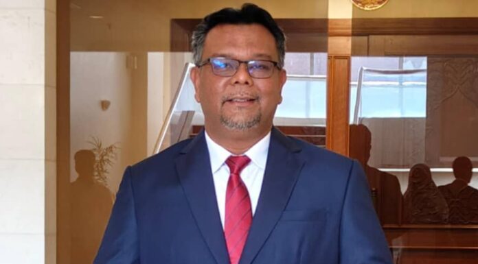 IPTA tenat: Tempat anak bangsa tergadai, pelajar asing diutama?