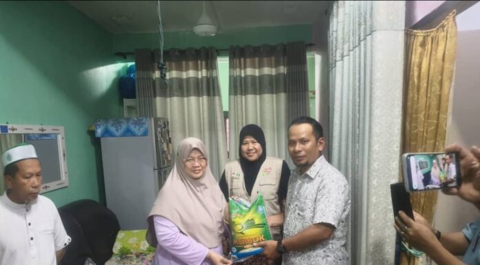 Sentuhan kasih Muslimat Seremban santuni warga