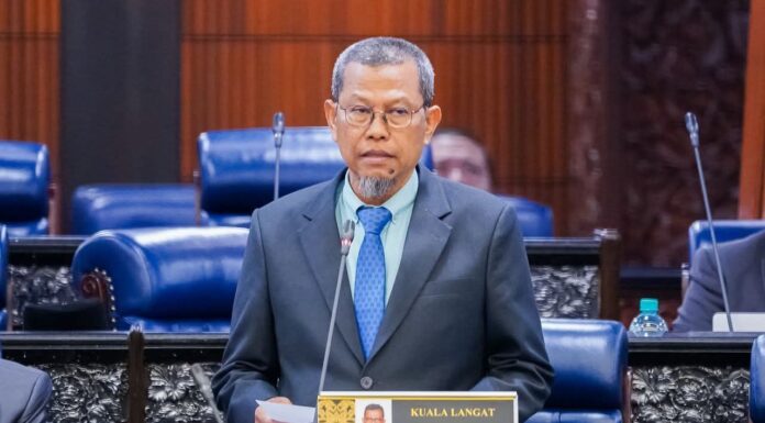 Desak agar larang hidangan alkohol dalam pesawat