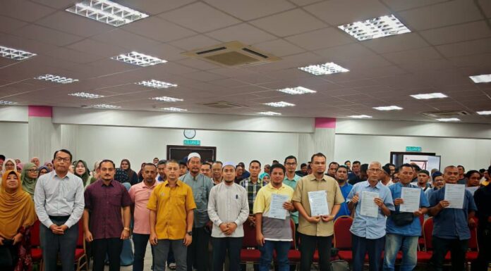 219 peserta RTB Mengabang Bakong terima Borang 5A