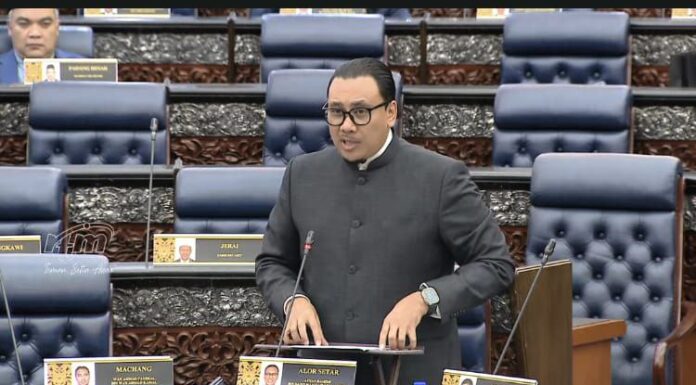 Perjanjian dimeterai berat sebelah, tarian tidak bermaruah