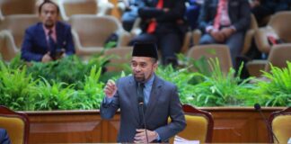 Cadang pejabat untuk BBC, Ketua Pembangkang