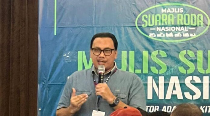 Komuniti motor gesa mansuh Smart Lane di lebuh raya