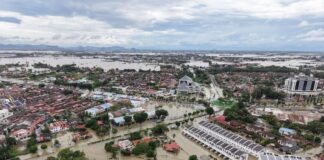 Banjir Perlis kritikal: 5,933 mangsa telah dipindahkan