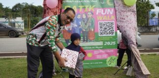Batik Fun Walk erat ukhuwah masyarakat