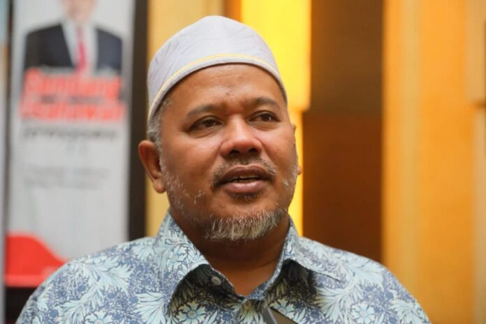 Ariffin Deraman