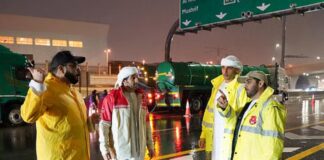 Ribut petir, angin kencang, hujan lebat landa UAE