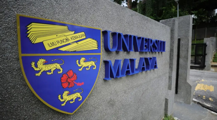 Adegan intim atas katil persembahan teater: UM mohon maaf