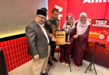 Ahmad’s Fried Chicken lancar ‘outlet’ pertama
