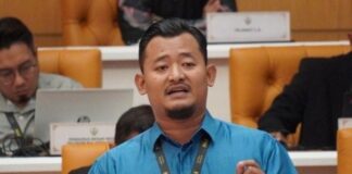 ‘Mungkin kosnya mahal naik helikopter’: Amin sindir Saifuddin