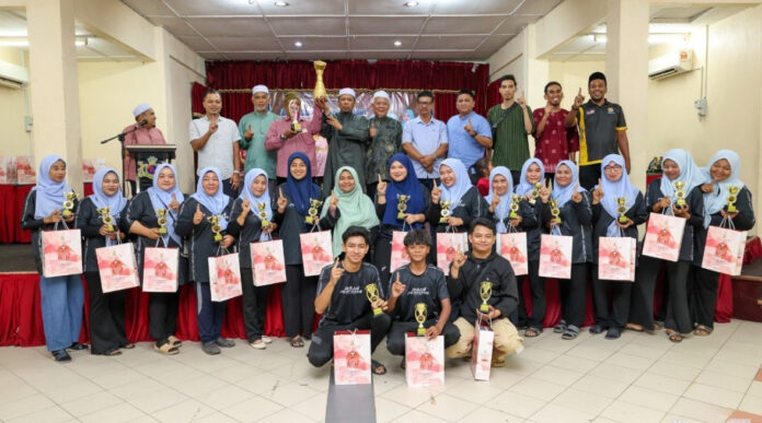 DIKIR BARAT TUMPAT
