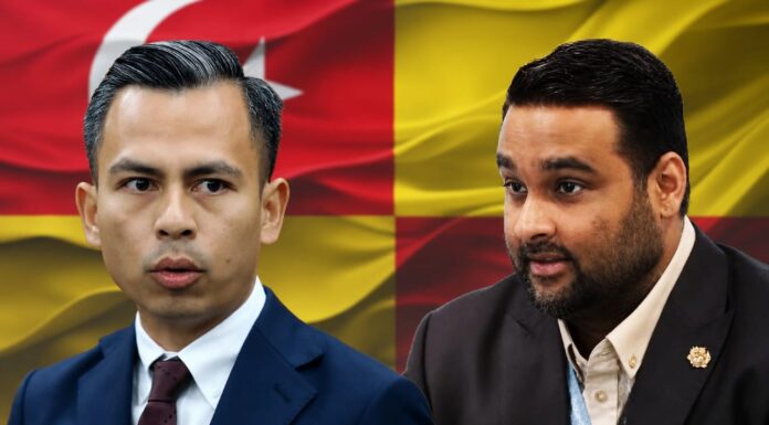 Pecat segera Fahmi Fadzil!