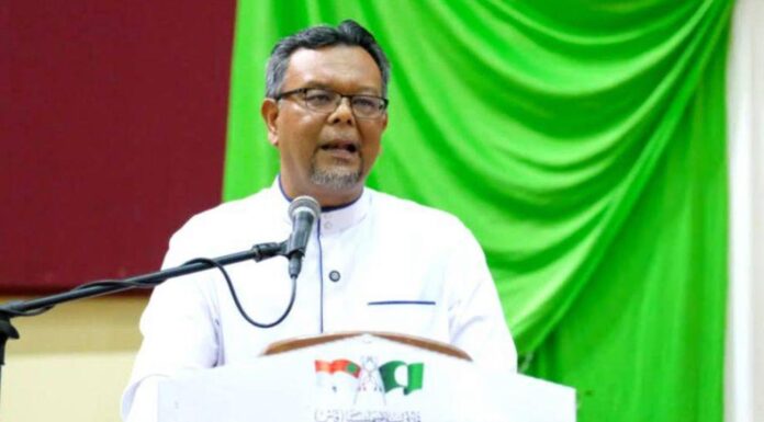 Malaysia kurang 11,000 doktor pakar: Sistem kesihatan tenat?