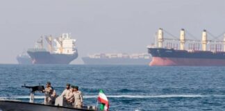 Iran tawar khidmat kepada kapal-kapal di Selat Hormuz