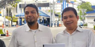 Peguam serah bukti forensik audio ke Bukit Aman