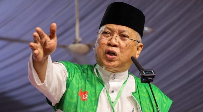 ‘Siapa sebenarnya yang mematuk dan dipatuk?’