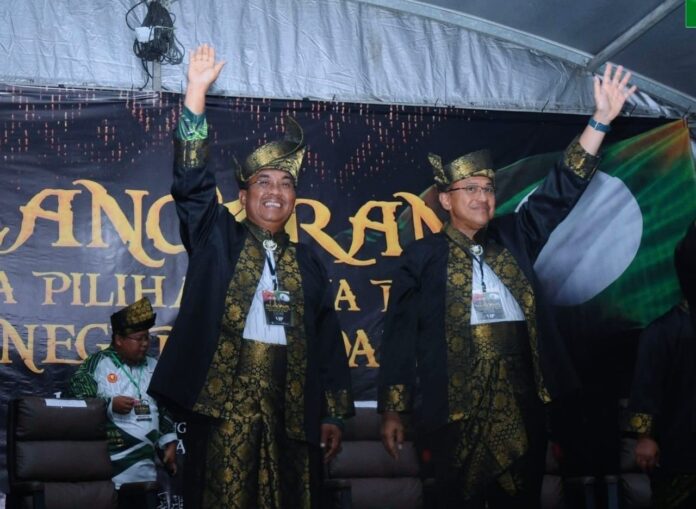 Sanusi dan Dr Sam