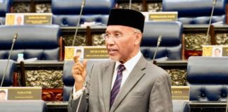 Apa kayu ukur bila mendakwa diri sendiri betul?